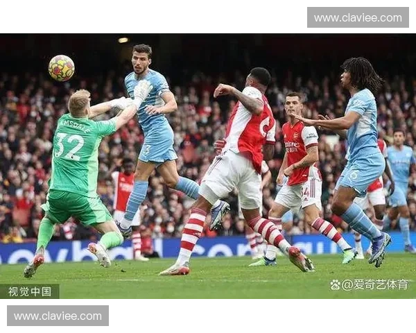 英超焦点大战曼城主场迎战阿森纳巅峰对决实时直播解析